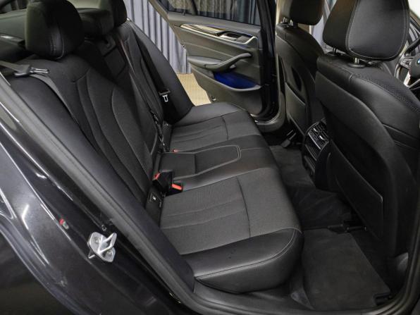 BMW 5 серии VII (G30/G31/G38) с пробегом 2017 года, цена 3 199 000 рублей, 67618 км, седан, Автокод Объявления