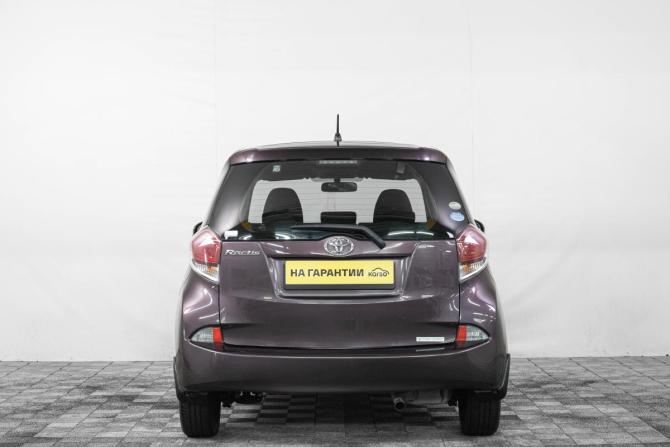 Toyota Ractis II с пробегом 2014 года, цена 899 000 рублей, 121600 км, хэтчбек, Автокод Объявления