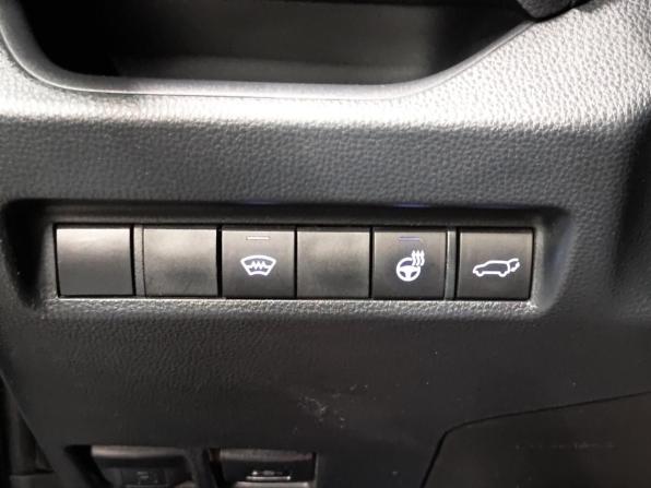 Toyota RAV4 V (XA50) с пробегом 2021 года, цена 3 050 000 рублей, 117114 км, внедорожник, Автокод Объявления
