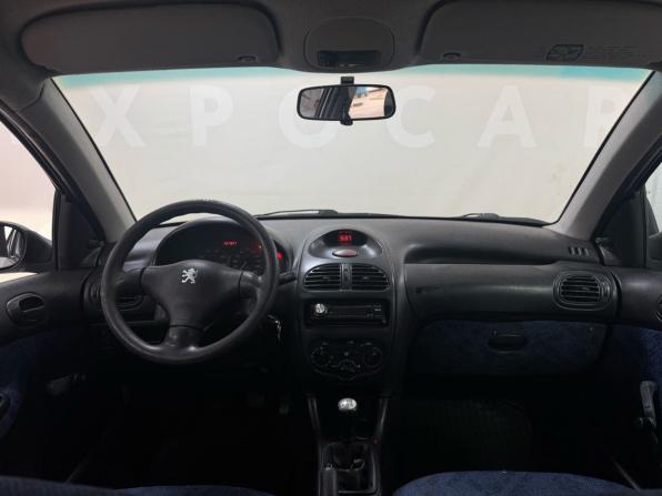 Peugeot 206 с пробегом 2001 года, цена 190 000 рублей, 215574 км, хэтчбек, Автокод Объявления