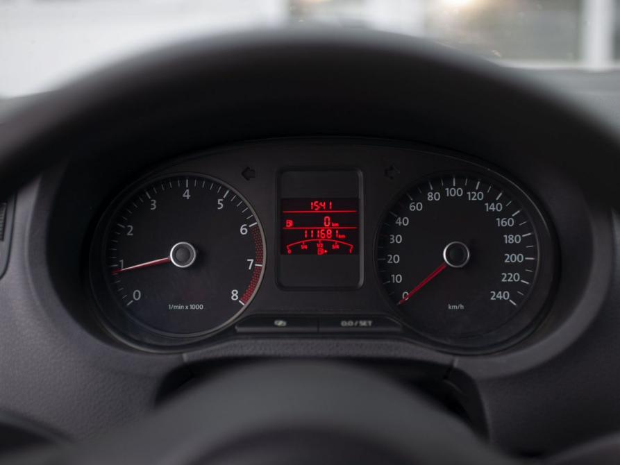 Volkswagen Polo V Курган  - изображение 17