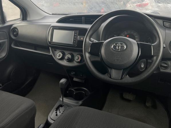 Toyota Vitz III (XP130) Рестайлинг с пробегом 2019 года, цена 990 000 рублей, 74969 км, хэтчбек, Автокод Объявления