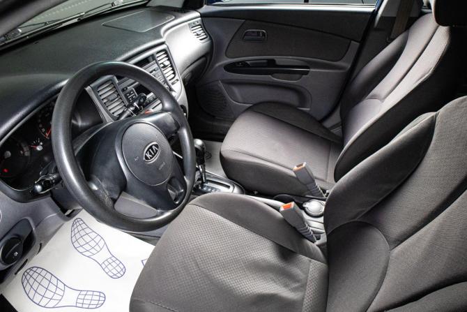 Kia Rio II с пробегом 2010 года, цена 649 000 рублей, 176500 км, седан, Автокод Объявления
