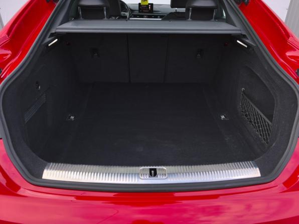 Audi A5 II (F5) Рестайлинг с пробегом 2019 года, цена 2 950 000 рублей, 74400 км, лифтбек, Автокод Объявления