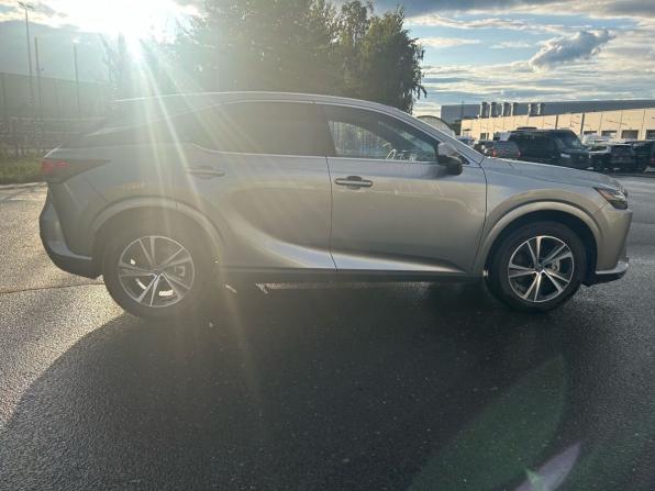 Lexus RX V с пробегом 2025 года, цена 7 850 000 рублей, 8911 км, внедорожник, Автокод Объявления