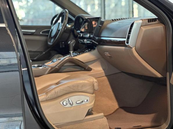 Porsche Cayenne II (958) с пробегом 2011 года, цена 1 990 000 рублей, 192869 км, внедорожник, Автокод Объявления