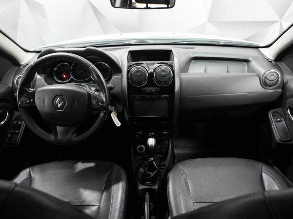 Renault Duster I Рестайлинг с пробегом 2018 года, цена 1 417 000 рублей, 152000 км, внедорожник, Автокод Объявления