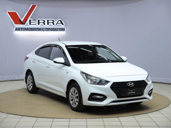 Hyundai Solaris II с пробегом 2017 года, цена 1 230 000 рублей, 141700 км, седан, Автокод Объявления