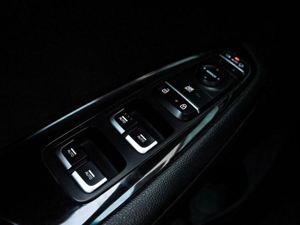 Kia Optima IV с пробегом 2018 года, цена 1 727 000 рублей, 160000 км, седан, Автокод Объявления