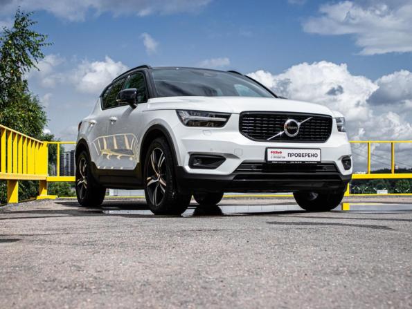 Volvo XC40 I с пробегом 2019 года, цена 3 500 000 рублей, 52118 км, внедорожник, Автокод Объявления