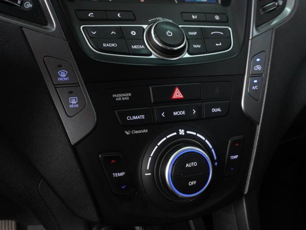 Hyundai Santa Fe III с пробегом 2013 года, цена 1 575 000 рублей, 218655 км, внедорожник, Автокод Объявления
