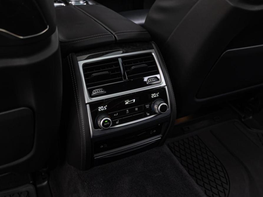 BMW 7 серии VI (G11/G12) Краснодар  - изображение 23