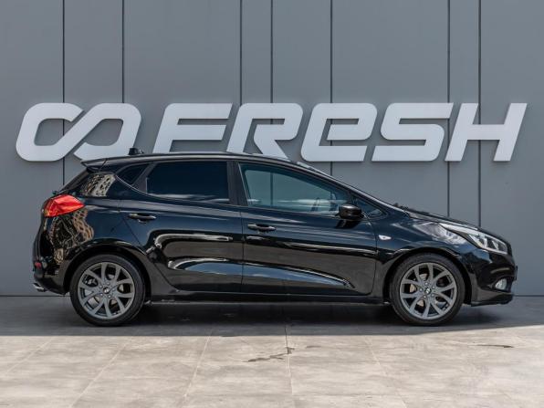 Kia Ceed II с пробегом 2013 года, цена 1 040 000 рублей, 204714 км, хэтчбек, Автокод Объявления
