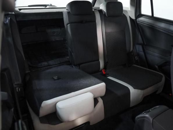 Volkswagen Tiguan II с пробегом 2019 года, цена 2 229 000 рублей, 141820 км, внедорожник, Автокод Объявления