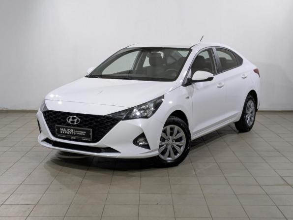 Hyundai Solaris II Рестайлинг с пробегом 2022 года, цена 1 595 000 рублей, 67811 км, седан, Автокод Объявления