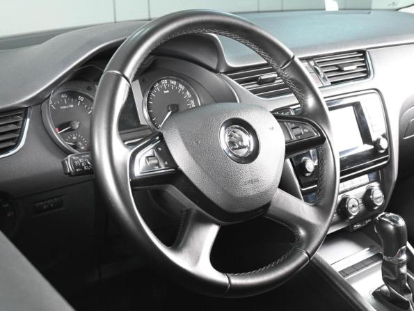 Skoda Octavia III (A7) с пробегом 2014 года, цена 1 599 000 рублей, 126250 км, лифтбек, Автокод Объявления
