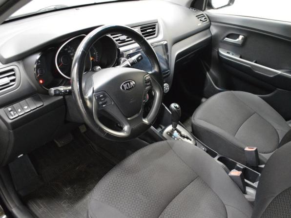 Kia Rio III Рестайлинг с пробегом 2017 года, цена 1 047 000 рублей, 102581 км, седан, Автокод Объявления