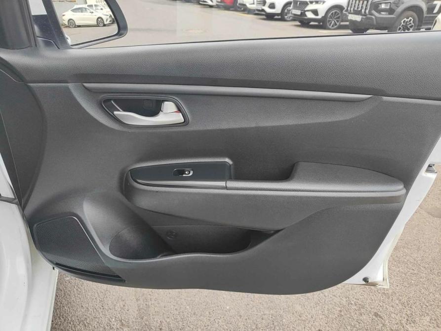 Kia Rio IV Санкт-Петербург  - изображение 12
