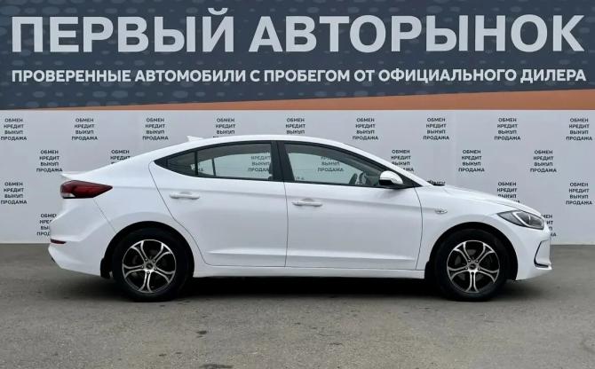 Hyundai Elantra VI (AD) с пробегом 2018 года, цена 1 140 000 рублей, 117972 км, седан, Автокод Объявления