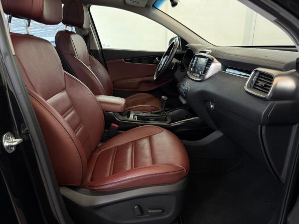 Kia Sorento III Prime с пробегом 2017 года, цена 3 300 000 рублей, 66533 км, внедорожник, Автокод Объявления