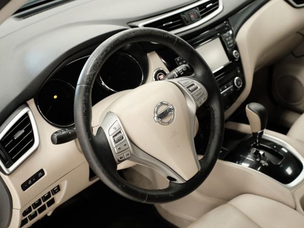 Nissan X-Trail III с пробегом 2015 года, цена 1 626 000 рублей, 160989 км, внедорожник, Автокод Объявления