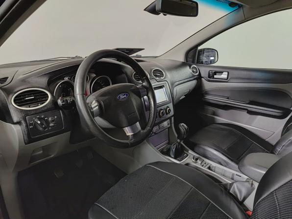 Ford Focus II Рестайлинг с пробегом 2010 года, цена 450 000 рублей, 246685 км, хэтчбек, Автокод Объявления