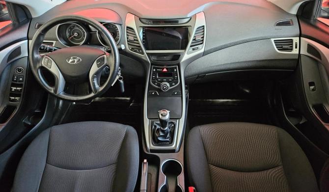 Hyundai Elantra V (MD) Рестайлинг с пробегом 2015 года, цена 1 157 000 рублей, 157500 км, седан, Автокод Объявления