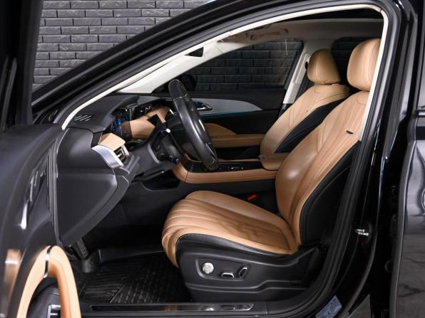 Hongqi H5 II с пробегом 2023 года, цена 2 370 000 рублей, 128079 км, седан, Автокод Объявления