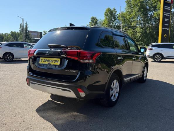 Mitsubishi Outlander III Рестайлинг 3 с пробегом 2020 года, цена 2 280 000 рублей, 56000 км, внедорожник, Автокод Объявления