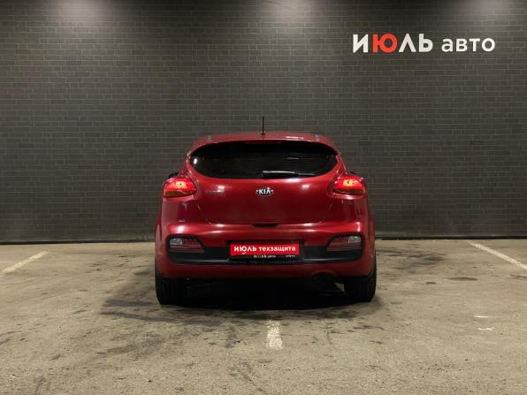 Kia Ceed II с пробегом 2013 года, цена 690 000 рублей, 189823 км, хэтчбек, Автокод Объявления