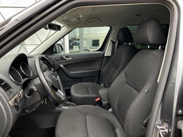 Skoda Yeti I Рестайлинг с пробегом 2017 года, цена 1 719 000 рублей, 59602 км, внедорожник, Автокод Объявления