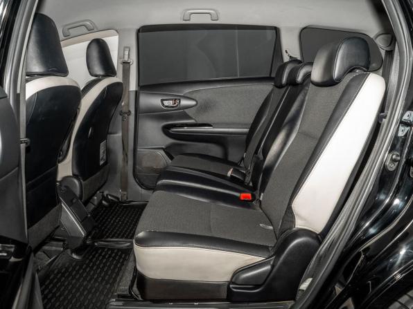 Toyota Wish II с пробегом 2011 года, цена 1 200 000 рублей, 209359 км, минивэн, Автокод Объявления