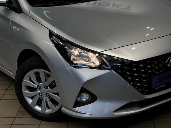 Hyundai Solaris II Рестайлинг с пробегом 2021 года, цена 1 550 000 рублей, 102752 км, седан, Автокод Объявления