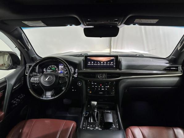 Lexus LX III Рестайлинг 2 с пробегом 2016 года, цена 6 700 000 рублей, 171491 км, внедорожник, Автокод Объявления
