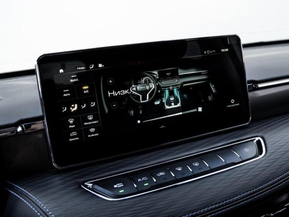 Haval Jolion I Рестайлинг с пробегом 2024 года, цена 2 015 000 рублей, 37045 км, внедорожник, Автокод Объявления