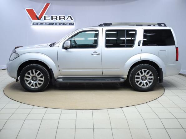Nissan Pathfinder III Рестайлинг с пробегом 2011 года, цена 1 690 000 рублей, 189986 км, внедорожник, Автокод Объявления