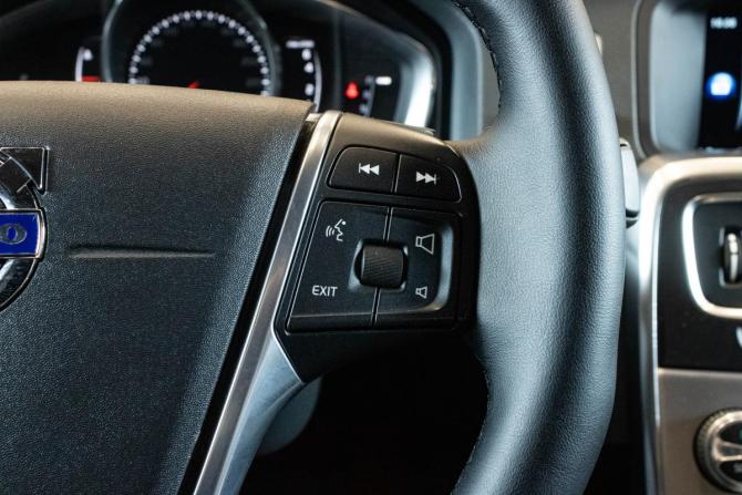 Volvo S60 II Рестайлинг с пробегом 2016 года, цена 1 530 000 рублей, 156705 км, седан, Автокод Объявления
