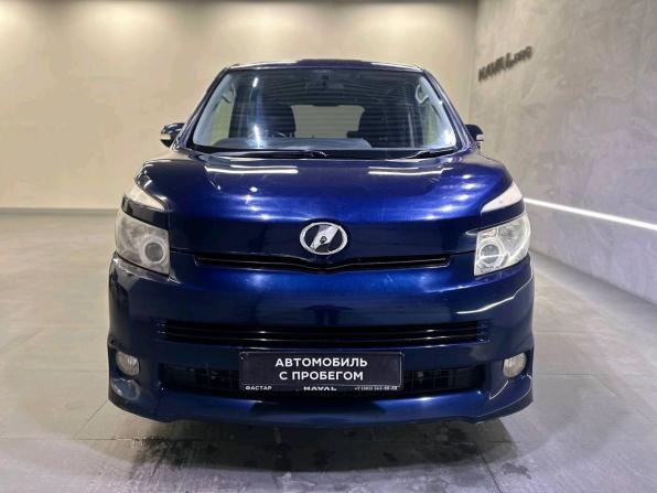 Toyota Voxy II (R70) с пробегом 2009 года, цена 1 099 000 рублей, 292029 км, минивэн, Автокод Объявления