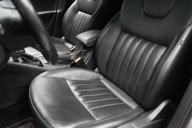 Skoda Octavia III (A7) Рестайлинг с пробегом 2019 года, цена 2 250 000 рублей, 196609 км, лифтбек, Автокод Объявления