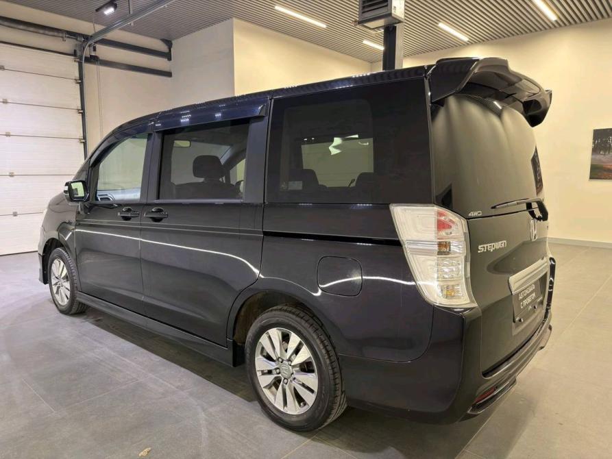 Honda Stepwgn IV Новосибирск  - изображение 4
