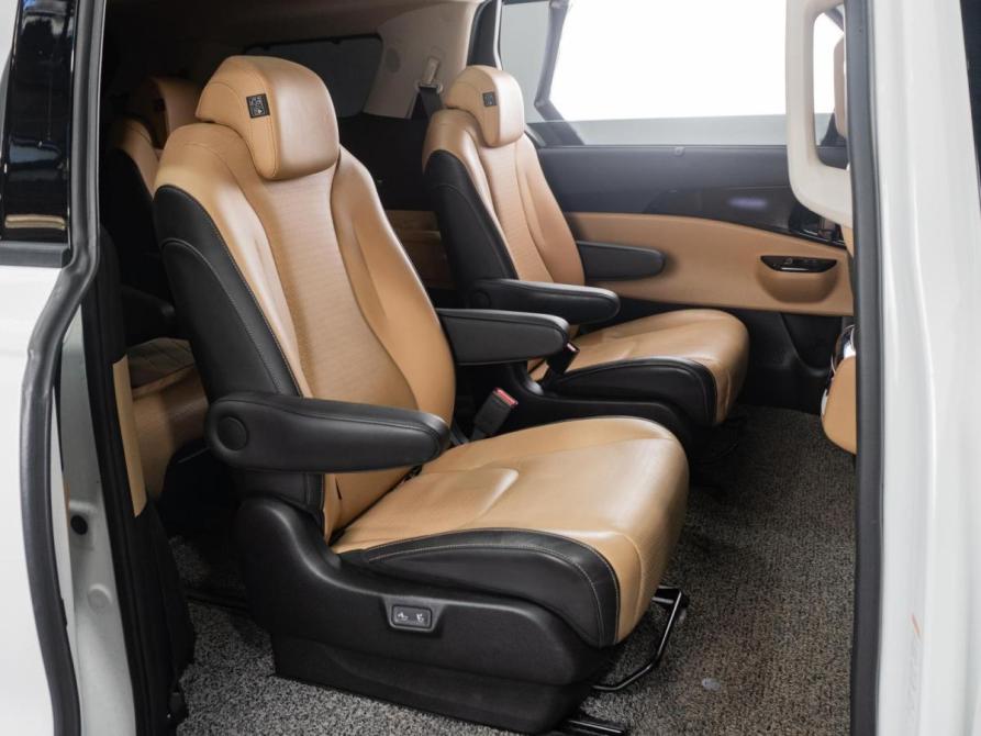 Kia Carnival IV Тюмень  - изображение 7