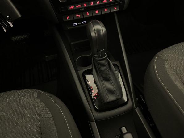 Volkswagen Polo VI с пробегом 2021 года, цена 1 890 000 рублей, 71149 км, лифтбек, Автокод Объявления