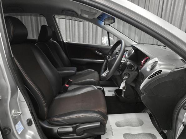 Honda Stream II Рестайлинг с пробегом 2010 года, цена 1 130 000 рублей, 160000 км, минивэн, Автокод Объявления