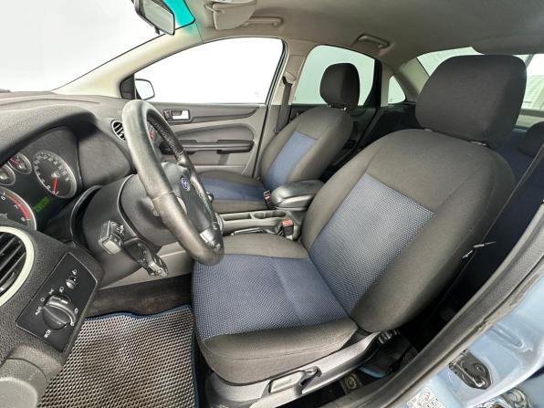 Ford Focus II с пробегом 2006 года, цена 450 000 рублей, 251637 км, седан, Автокод Объявления