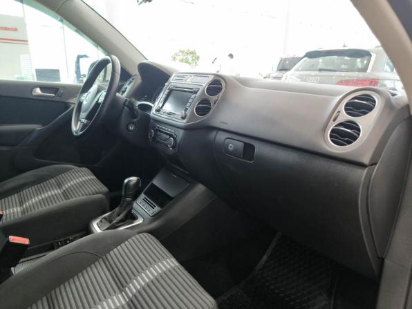 Volkswagen Tiguan I Рестайлинг с пробегом 2011 года, цена 1 250 000 рублей, 174082 км, внедорожник, Автокод Объявления