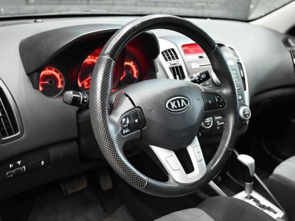 Kia Ceed I Рестайлинг с пробегом 2010 года, цена 810 000 рублей, 171227 км, хэтчбек, Автокод Объявления