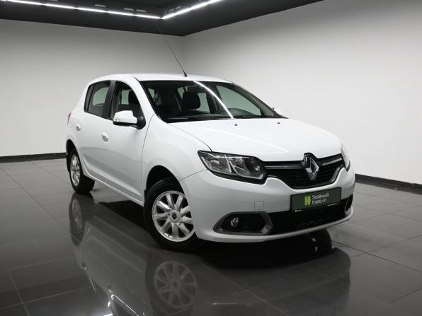 Renault Sandero II с пробегом 2017 года, цена 945 000 рублей, 95224 км, хэтчбек, Автокод Объявления