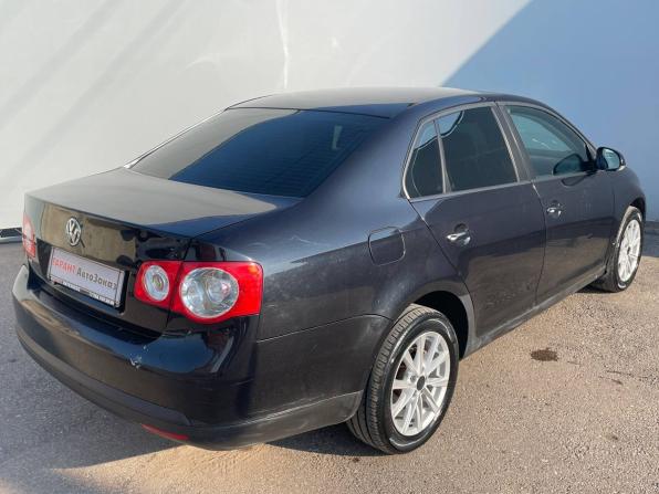 Volkswagen Jetta V с пробегом 2008 года, цена 370 000 рублей, 299003 км, седан, Автокод Объявления