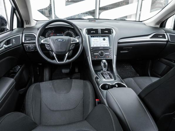 Ford Mondeo V с пробегом 2017 года, цена 1 544 000 рублей, 133574 км, седан, Автокод Объявления