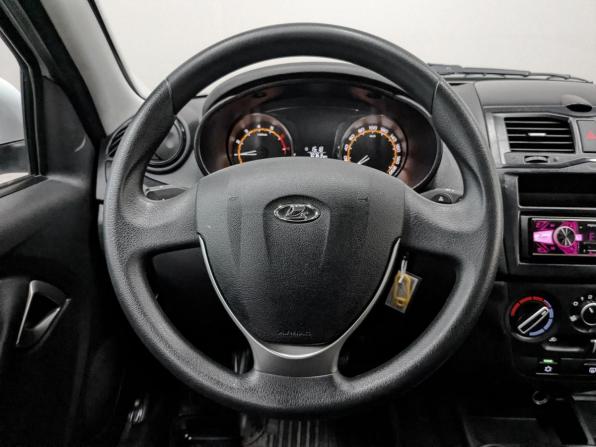 Lada (ВАЗ) Granta I Рестайлинг с пробегом 2023 года, цена 650 000 рублей, 70762 км, седан, Автокод Объявления